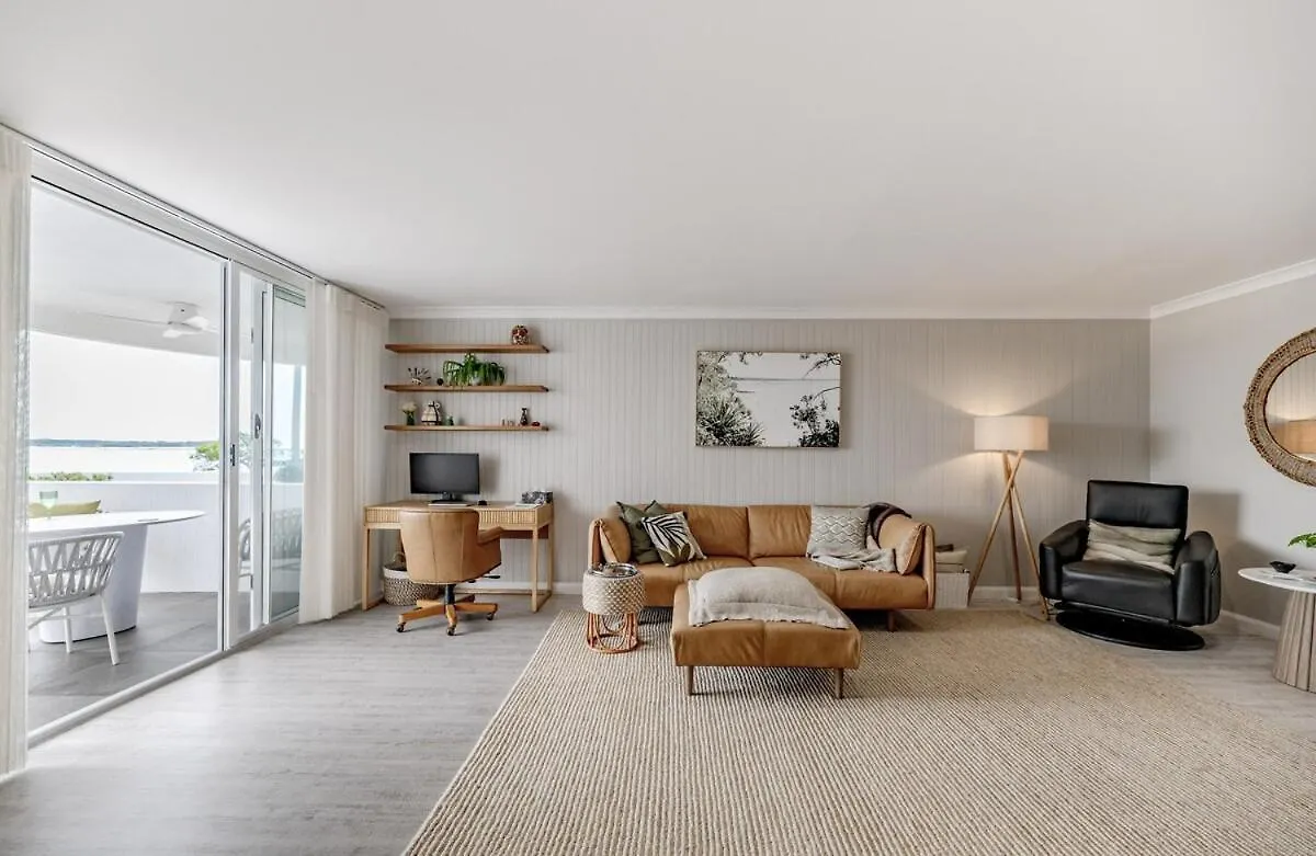 The Rivers Edge Retreat - Glistening Blue Views Noosaville