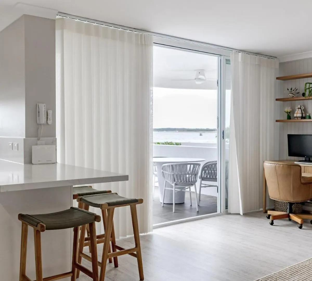 Apartment The Rivers Edge Retreat - Glistening Blue Views Noosaville